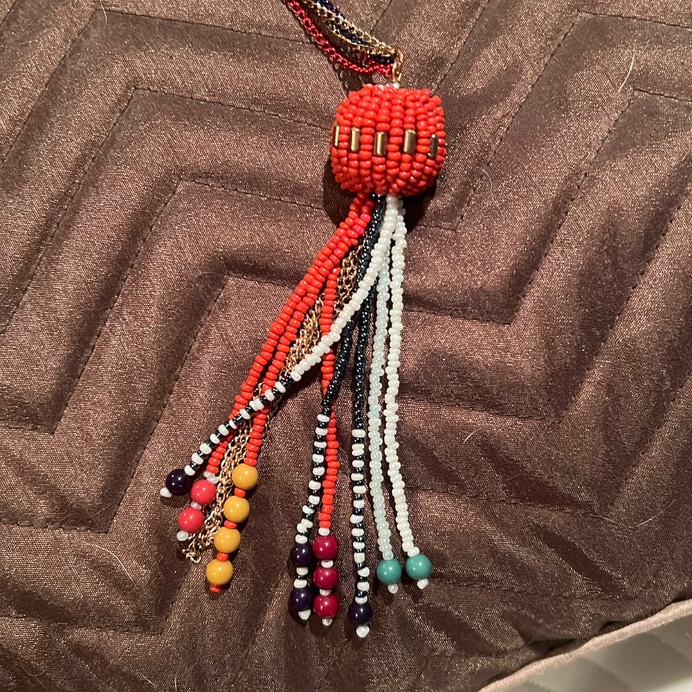 Necklace - Picture 2 of 3